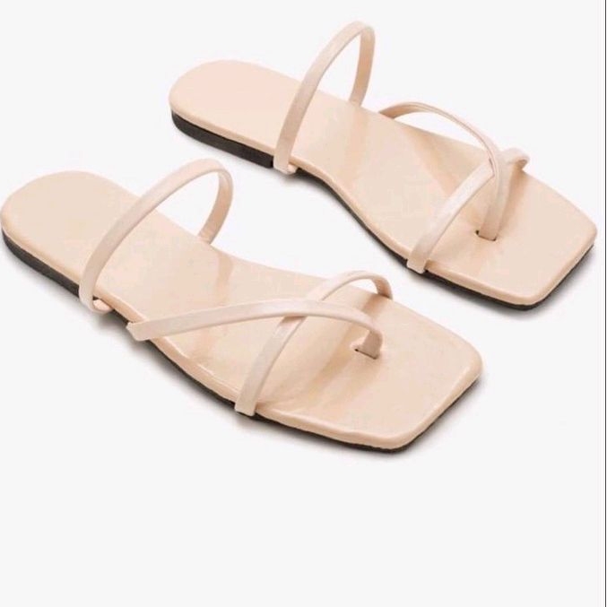 Dép kẹp nữ xỏ ngón dây ngang mũi vuông cực kì xinh và tôn da cho các nàng.