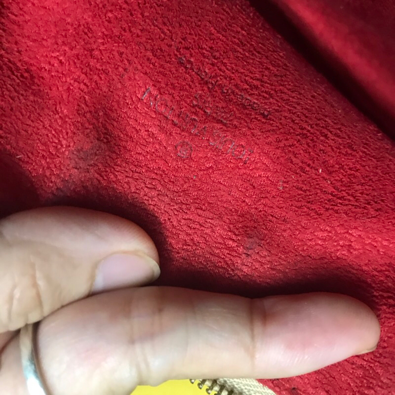 Túi lv đinh cổ dòng siêu hiếm s23 cm