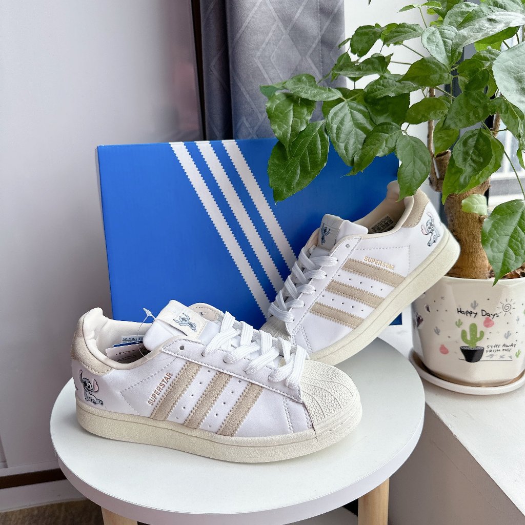 Giày  sneaker SÒ DISSNEYY  cập bến siêu xinh miễn phí  ship