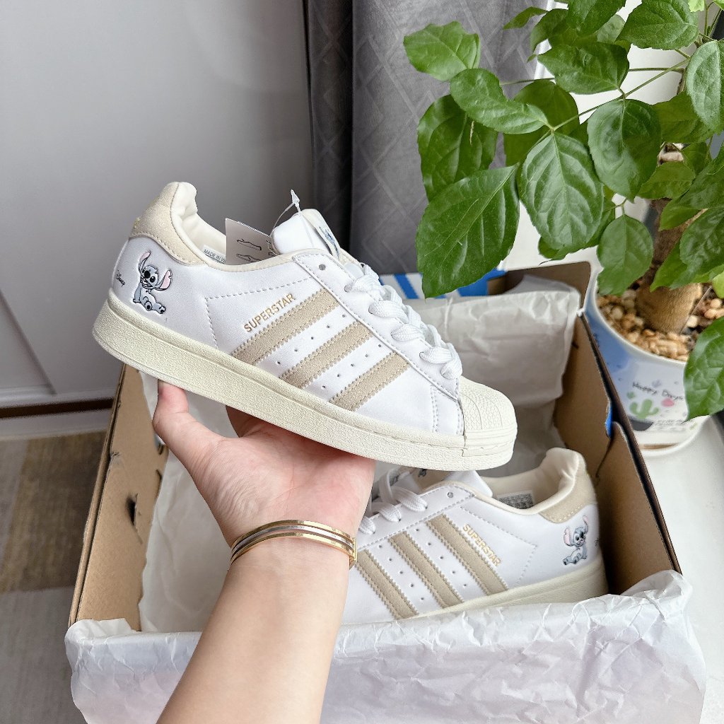 Giày  sneaker SÒ DISSNEYY  cập bến siêu xinh miễn phí  ship