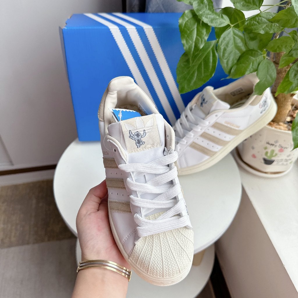 Giày  sneaker SÒ DISSNEYY  cập bến siêu xinh miễn phí  ship