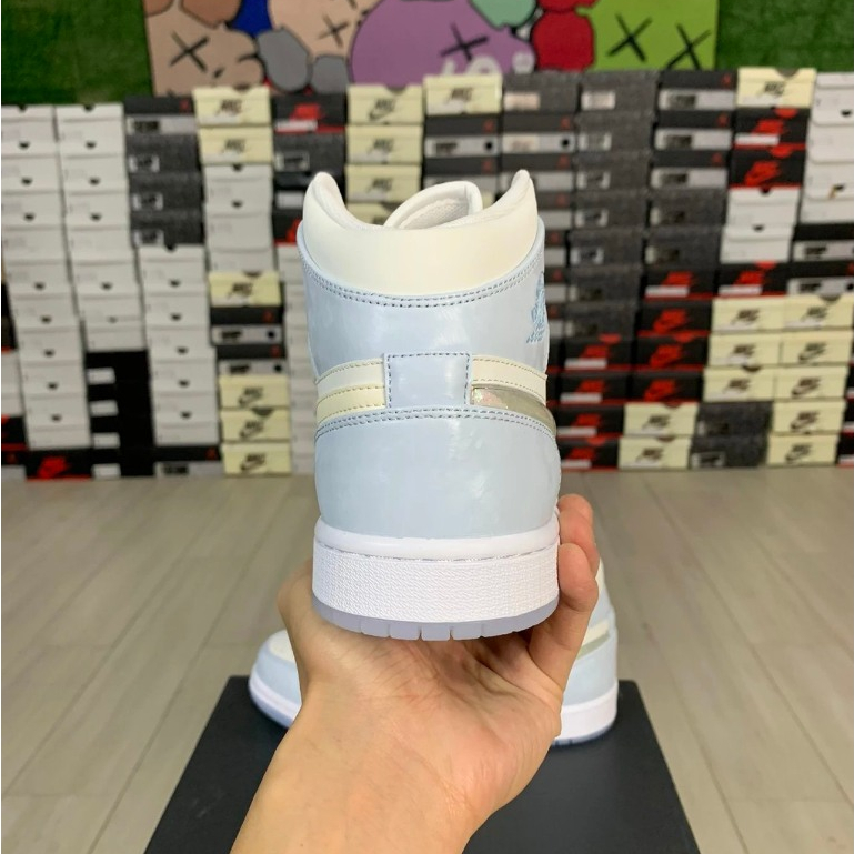 Giày Air Jordan 1 Mid " Glitter Swoosh "