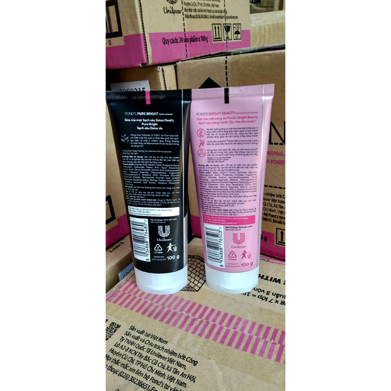 Sữa Rửa Mặt Pond's mới 3X sáng mướt với Niacinamide và Vitamin C 100g