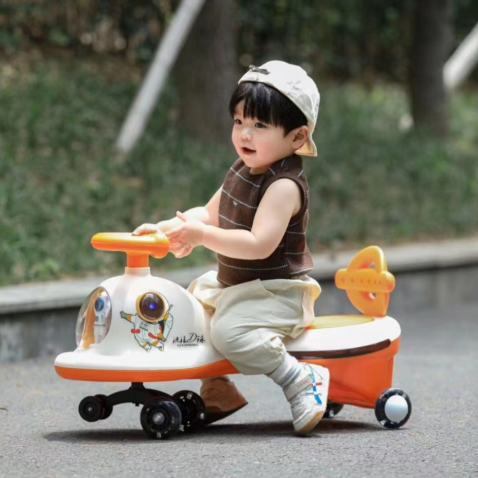 Xe Lắc Xe Chòi Chân Có Đèn Cho Bé - Bánh Xe Đèn Led Phát Nhạc - Xe Đại Chịu Lực 100kg - Hàng Cao Cấp Nhựa PP An Toà
