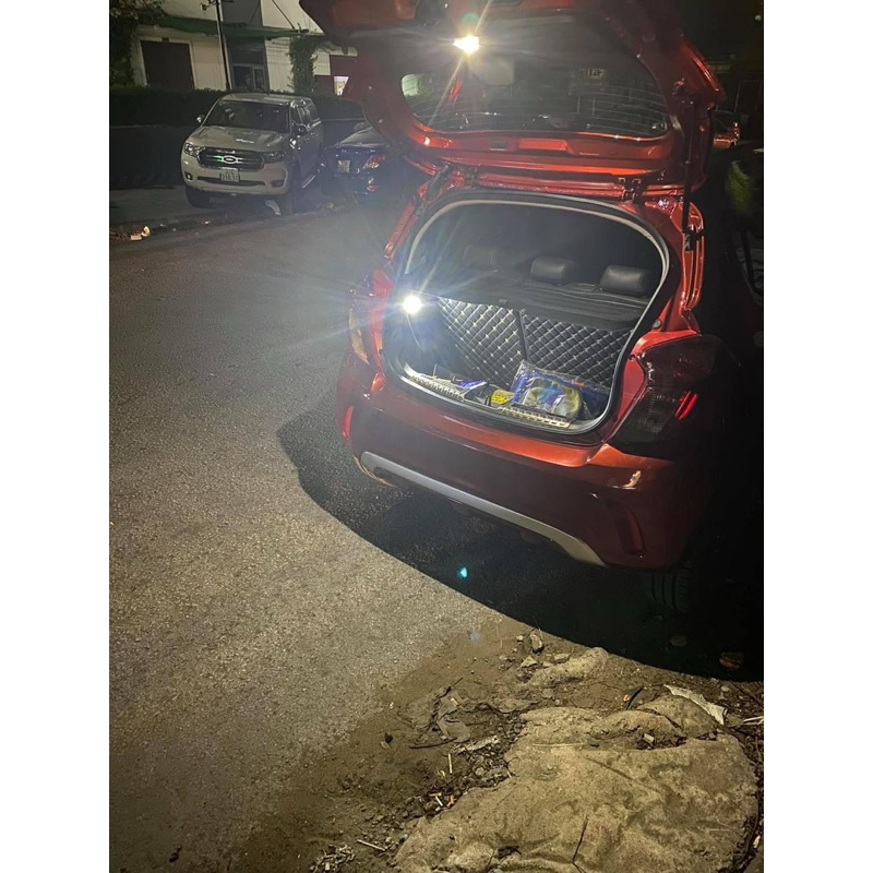 Bộ đèn cốp lắp thêm cho xe Vinfast Fadil