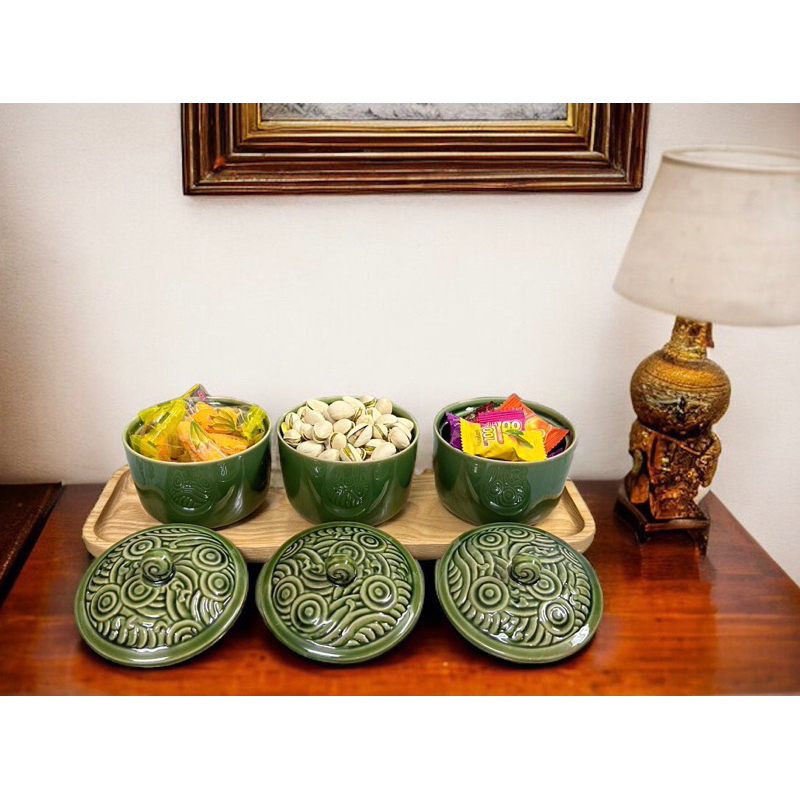 Set khay đựng mứt, bánh kẹo. Gốm sứ Bát Tràng.
