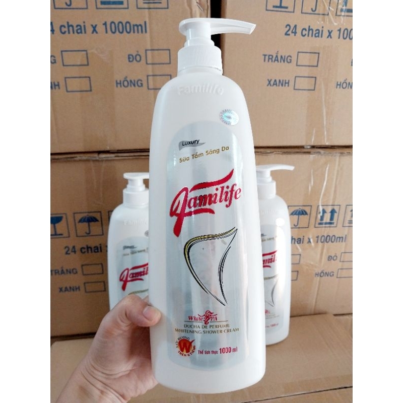 Sữa Tắm Cá Ngựa Familife 1000ml Hàng Cty.