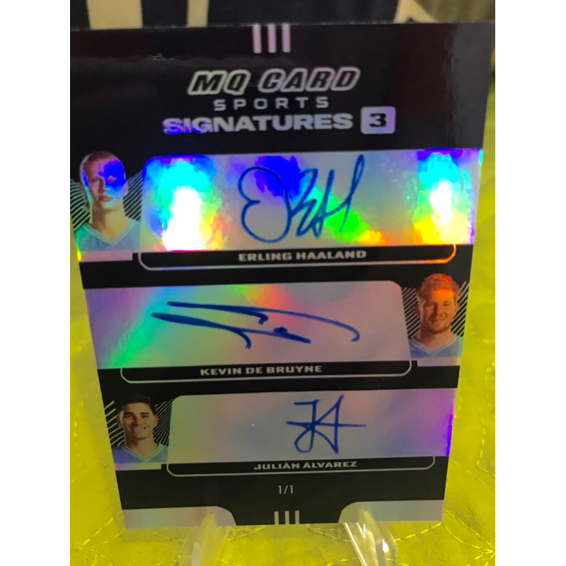 Thẻ Chữ Kí Bộ Ba Cầu Thủ Bóng Đá Mùa Giải 2023/2024