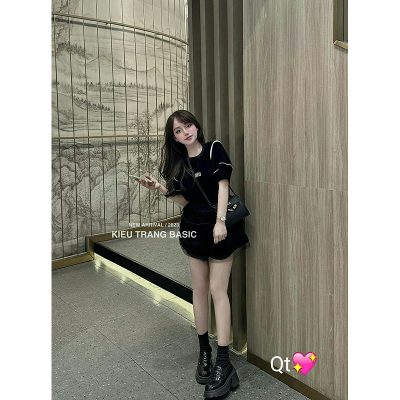 Set Nhung Miuiu Chân Váy Phối Lưới Kiều Trang Basic