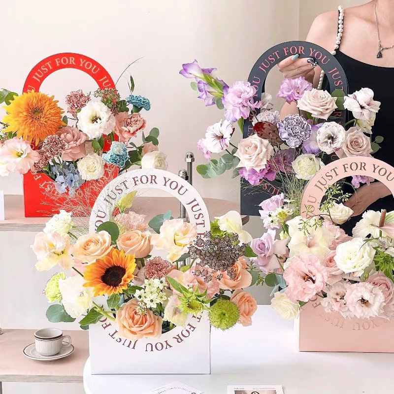 Túi cắm hoa just for you, giỏ cắm hoa tươi, hộp cắm hoa sáp, hoa lụa, hộp cắm hoa just for you hot trend