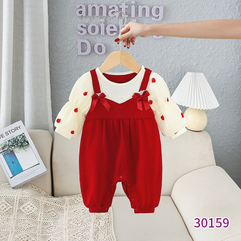 Bodysuit đỏ thiết kế diện Tết cho bé gái đáng yêu dễ thương