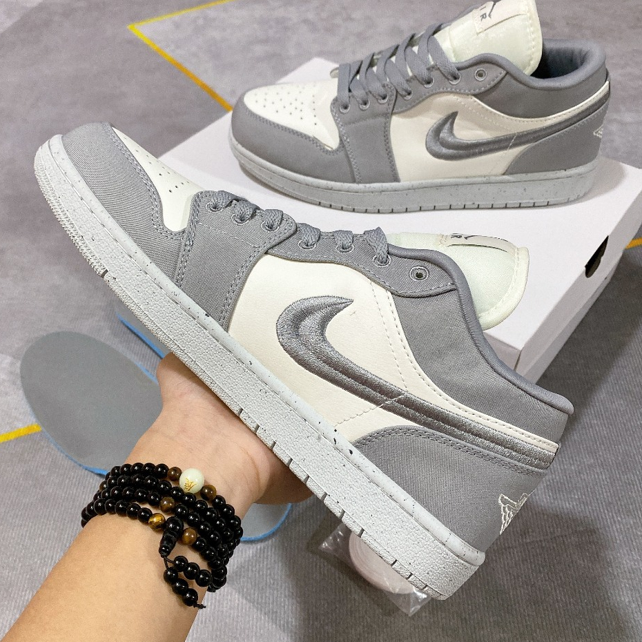 Giày thể thao Jordan 1 Low 'SE Light Steel Grey', giày nam nữ JD cổ thấp trắng xám đế êm bản Chuẩn đẹp full PK
