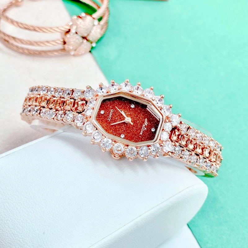 Đồng hồ nữ Melissa 8240 mặt ovan đính đá dây kim loại chính hãng