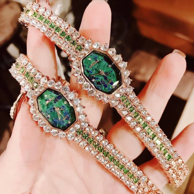 Đồng hồ nữ Melissa 8240 mặt ovan đính đá dây kim loại chính hãng