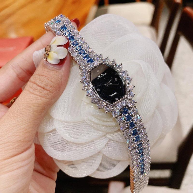 Đồng hồ nữ Melissa 8240 mặt ovan đính đá dây kim loại chính hãng