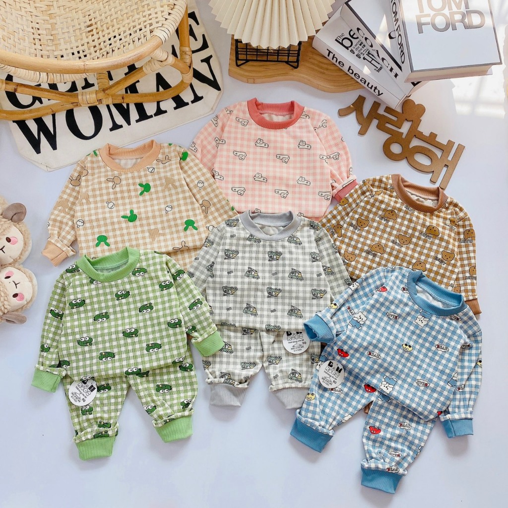 Bộ quần áo thu đông, mặc điều hòa, dài tay, kẻ caro, chất thun tăm, cho bé trai, bé gái – BD013