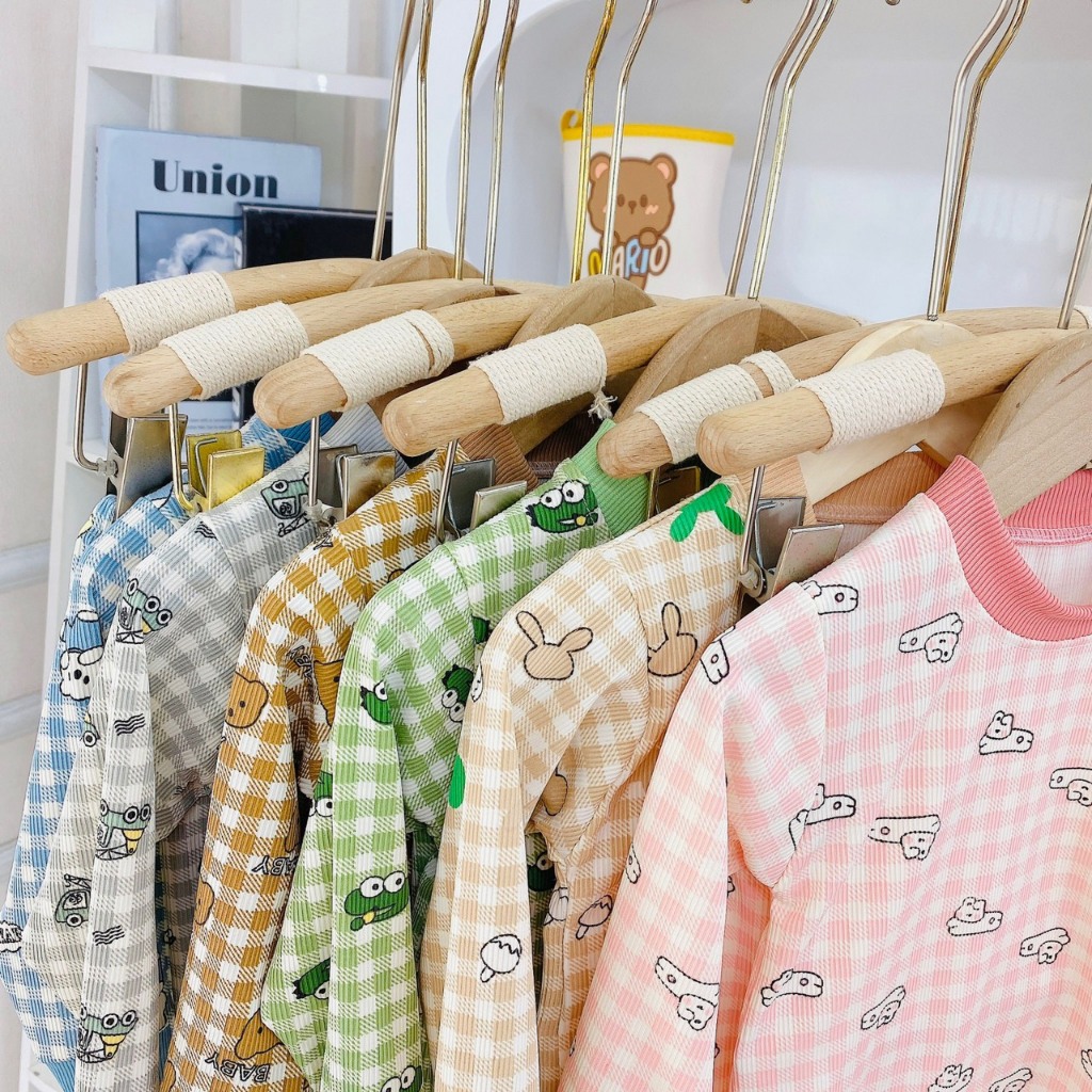 Bộ quần áo thu đông, mặc điều hòa, dài tay, kẻ caro, chất thun tăm, cho bé trai, bé gái – BD013