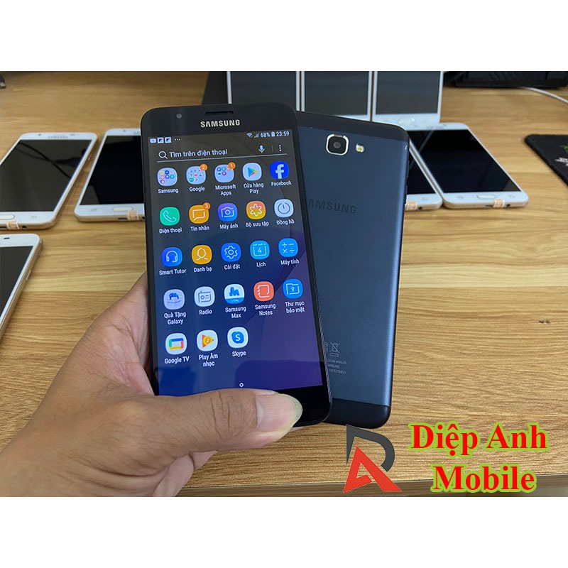 Điện thoại samsung galaxy j7 prime chính hãng 2 sim 2 sóng, đẹp không vết xước dùng mượt và thích