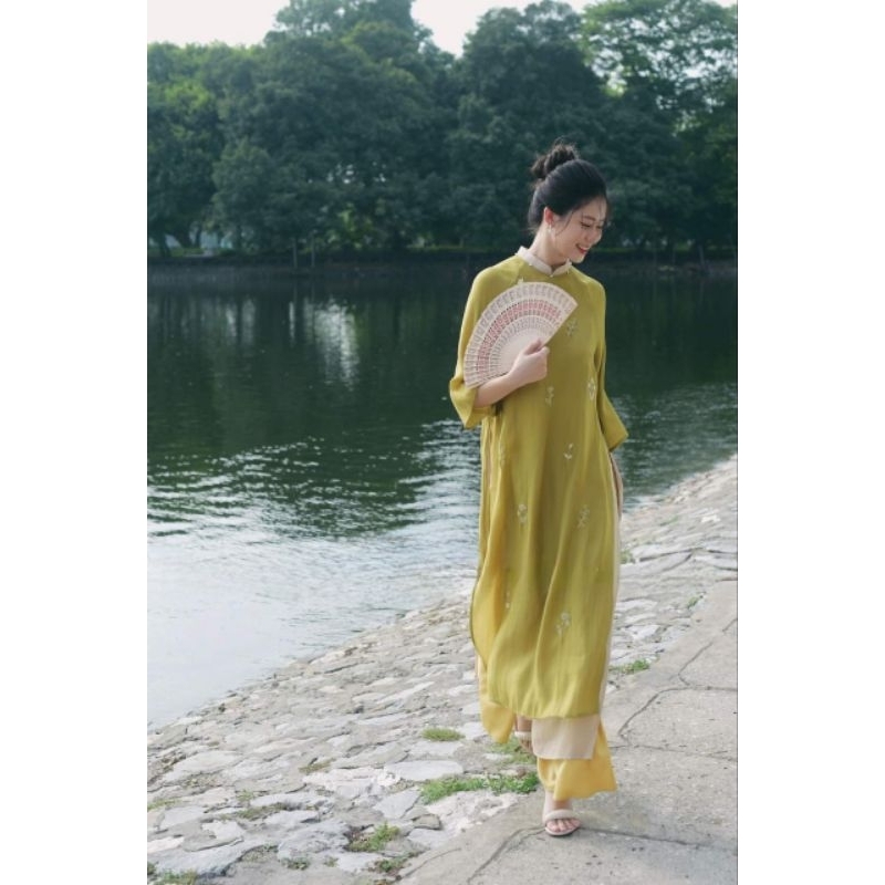 🤩áo dài cách tân 4 tà tơ crep thêu 5 màu cao cấp đẹp mềm mại nhẹ nhàng giá rẻ