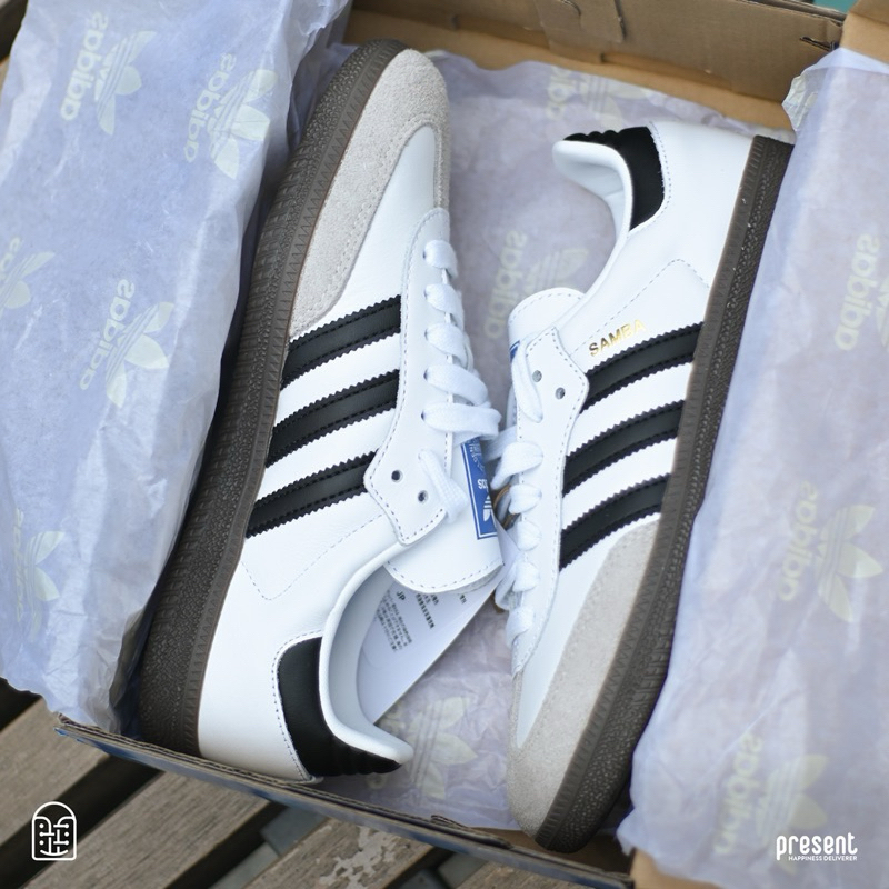 Giày thể thao Adidas Samba Vegan Classic White Black trắng sọc đen đế nâu êm nhẹ dễ phối mọi Outfit