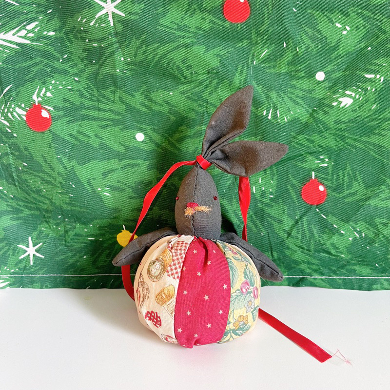 Thỏ nhồi bông decor noel