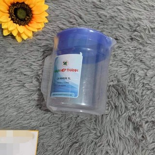 ca nhựa đựng nước có vạch chia ml ( 2 size)