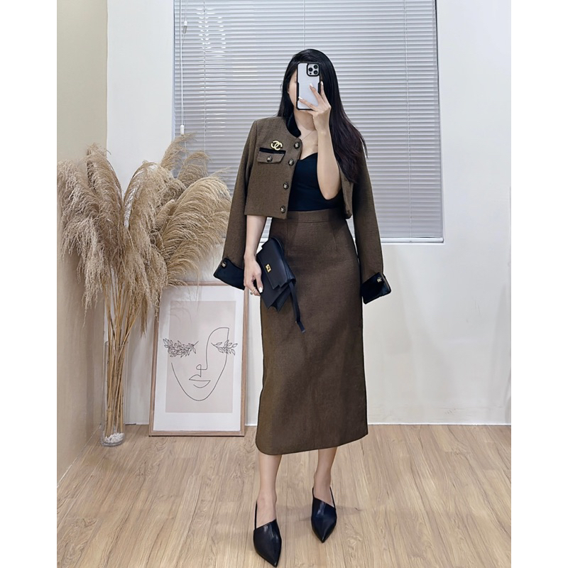 9226 Set dạ áo cổ tàu kèm tag và chân váy bút chì