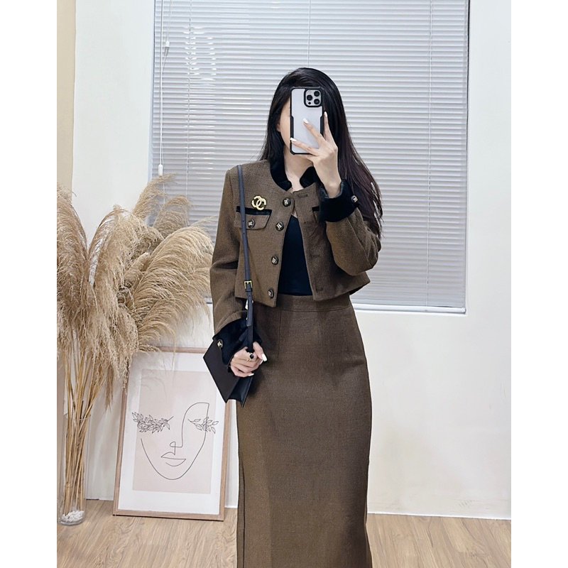 9226 Set dạ áo cổ tàu kèm tag và chân váy bút chì