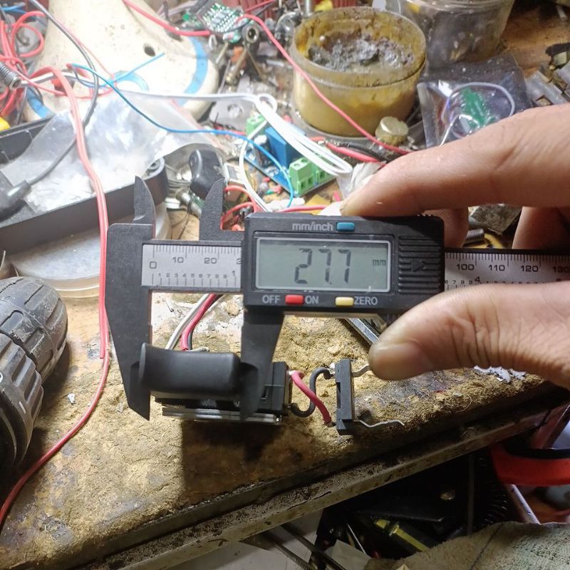 Cụm cò motor tháo máy makita 14v