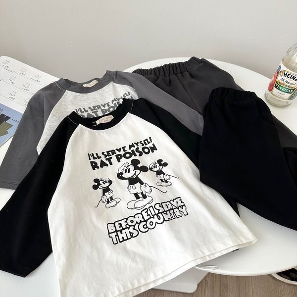 Bộ Quần Áo Mickey Dài Tay, Quần Dài Mùa Thu ĐÔng Chất Vải Áo Thun Quần Nỉ Cho Bé Trai Và Bé Gái Từ 8kg Đến 35kg