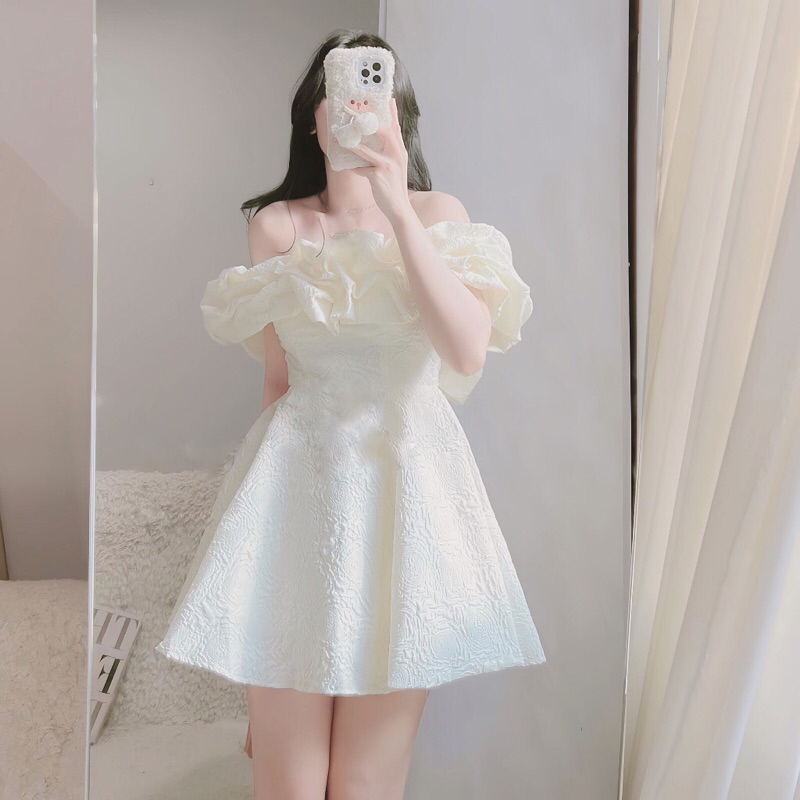 Pass đầm xòe như  hình