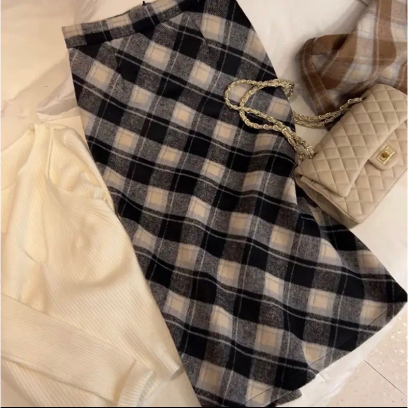 Chân váy dạ caro dáng dài