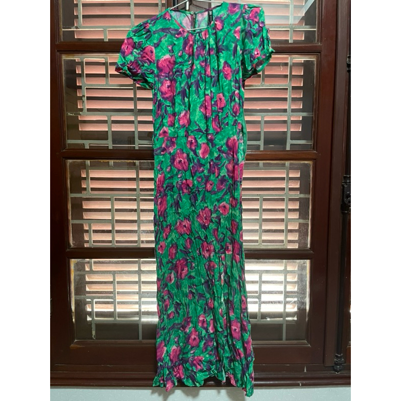 Váy xoè hoá xanh lục ZARA size S, cam kết 110% chính hãng, like new 99%