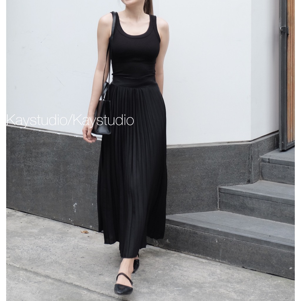 CHÂN VÁY XẾP LY ĐEN DÀI