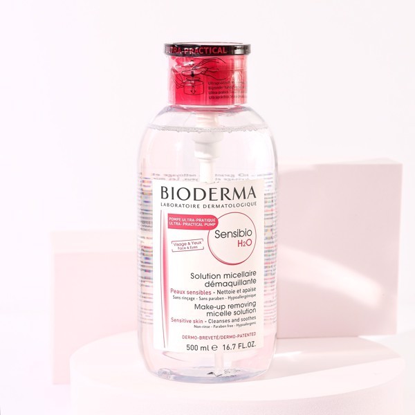 Nước Tẩy Trang Bioderma Nắp Nhấn Cho Da Dầu Mụn Sebium, Da Nhạy Cảm 500ml