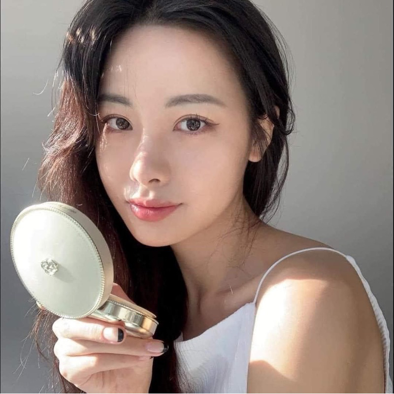 Set phấn nước Whoo trắng 4 món