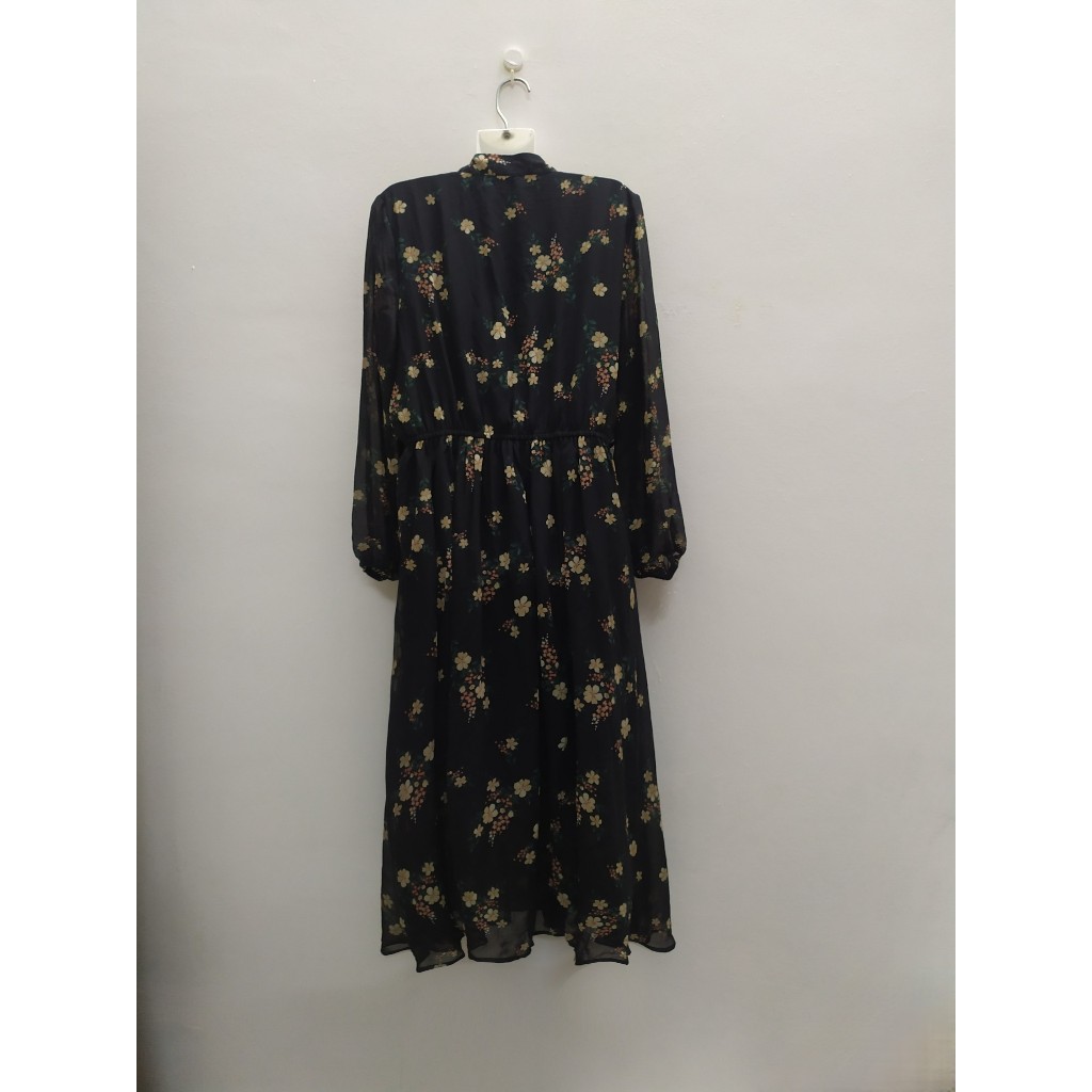 ĐẦM HOA DÁNG DÀI