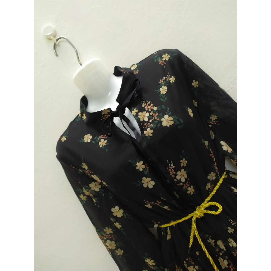 ĐẦM HOA DÁNG DÀI