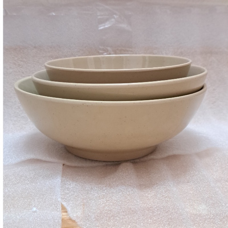 Tô nhựa tròn bún phở 18cm màu đen và nâu