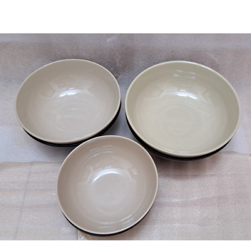 Tô nhựa tròn bún phở 18cm màu đen và nâu