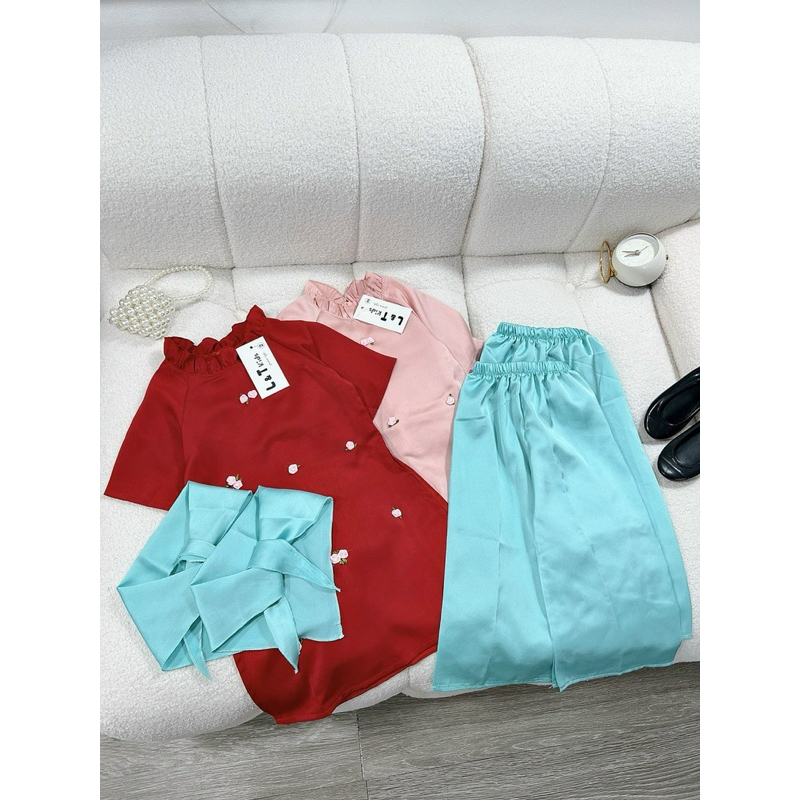 Set Áo Dài tặng kèm khăn lụa cao cấp cho bé gái