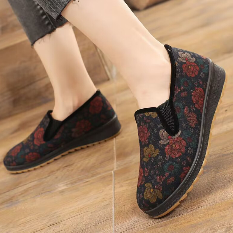 Giày nữ mùa đông đệm bông cho người trung niên và người già có nhung giữ ấm