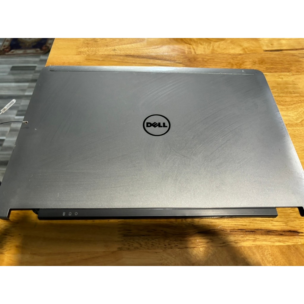 MẶT A DELL LATITUDE E6440