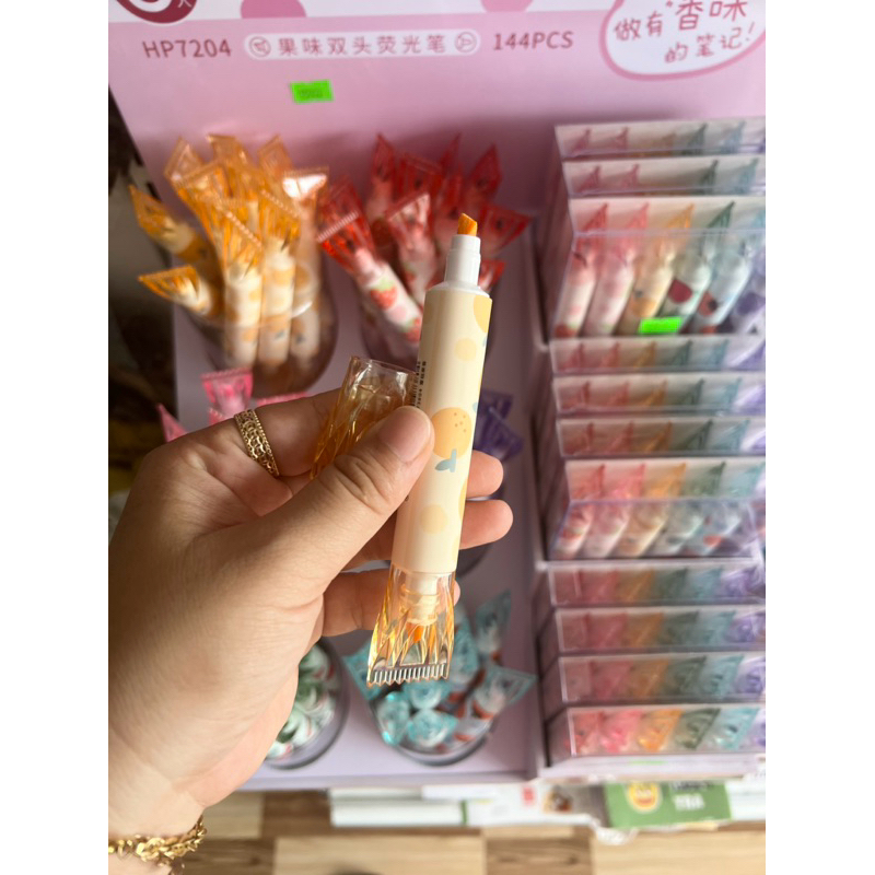 BÚT DẠ QUANG 2 ĐẦU HÌNH KẸO CÓ MÙI TRÁI CÂY