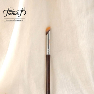 Cọ môi Feather B lông cam - cọ lông thú - cọ tán môi