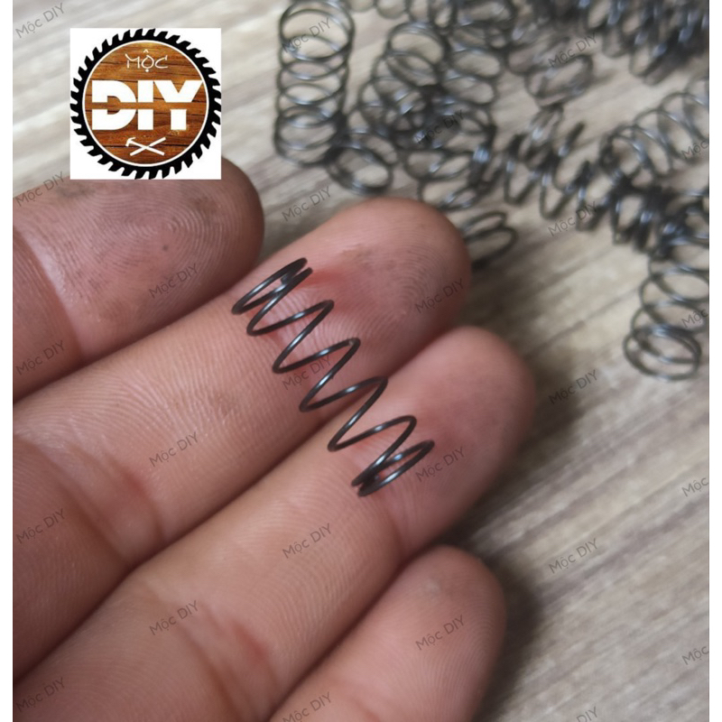 Lò xo nén phi 8, dài 20, sợi 4zem