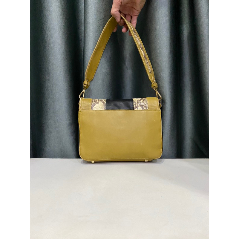 Túi si hiệu GALLARDAGALANTE của Nhật Bản da mix