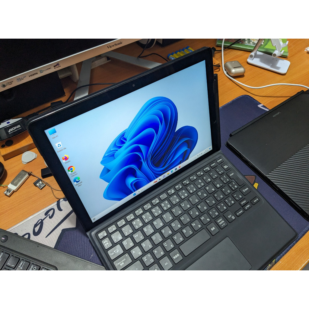 Dell Latitude 5285 cảm ứng 2 trong 1 - i5 7200U, RAM 8GB, SSD 256GB