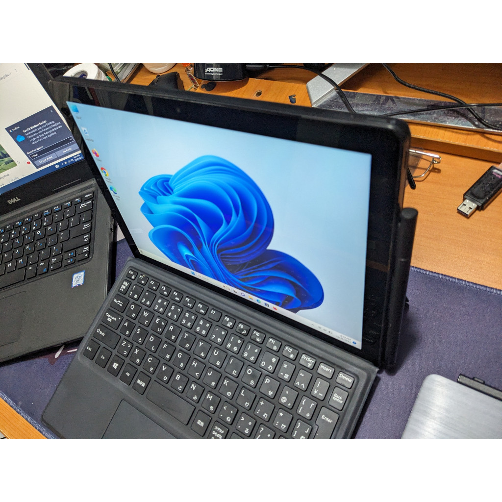 Dell Latitude 5285 cảm ứng 2 trong 1 - i5 7200U, RAM 8GB, SSD 256GB