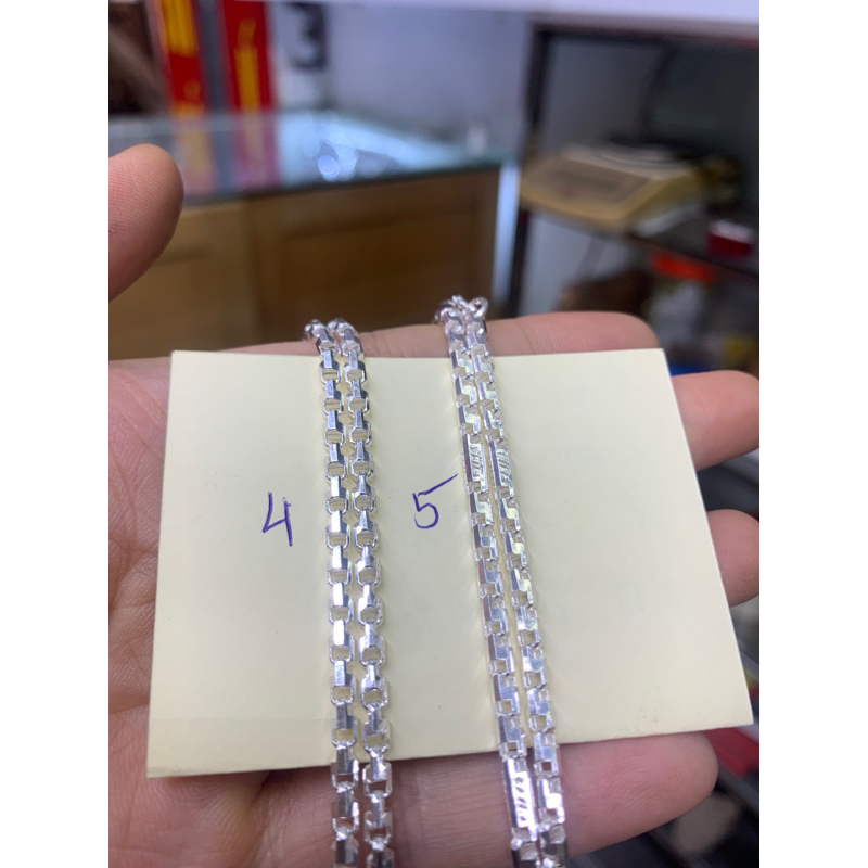Dây chuyền thân vuông mắt xích loại đẹp bạc ta